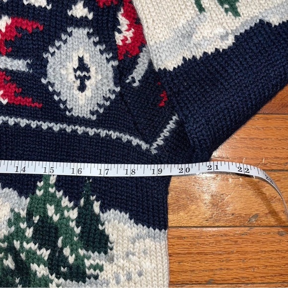 Ralph Lauren Navy and Cream Turtleneck Sweater - Picture 3 of 5